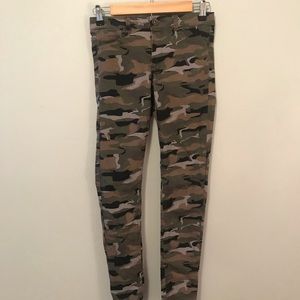 Camo pants